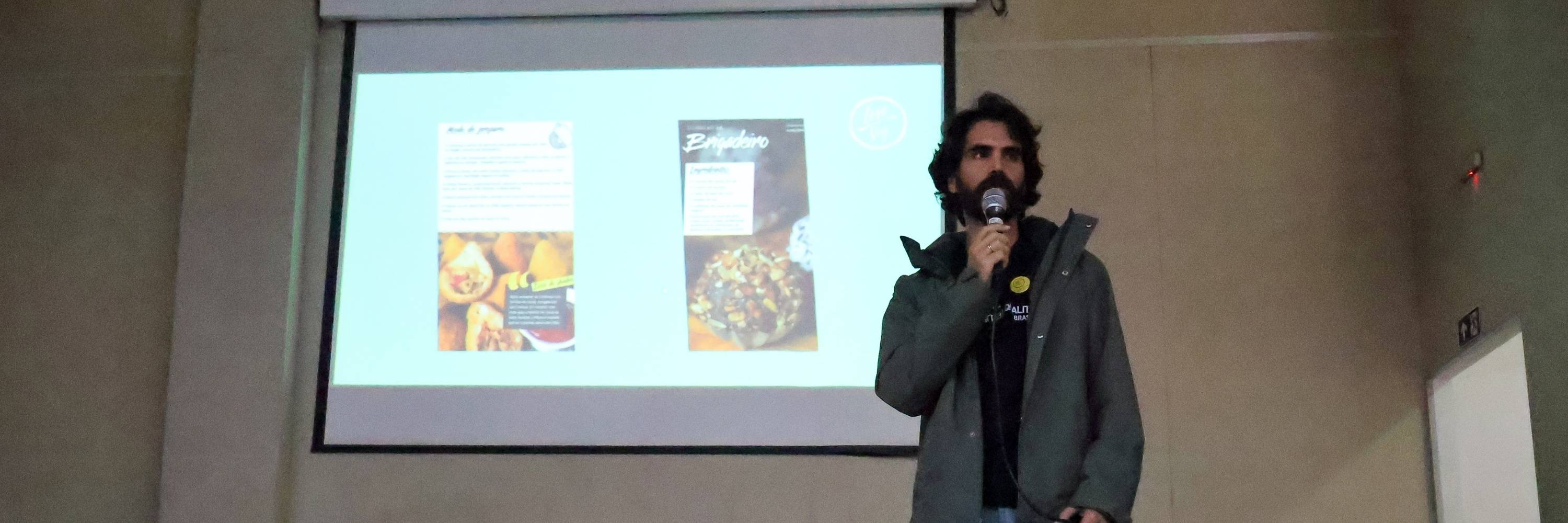 André representando o Love Veg