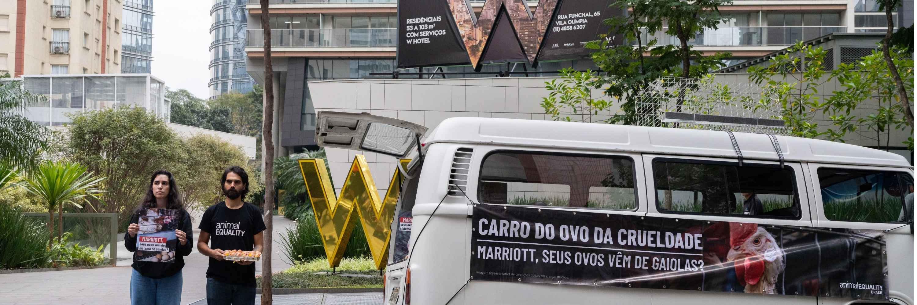 Ação do Carro do Ovo da Crueldade