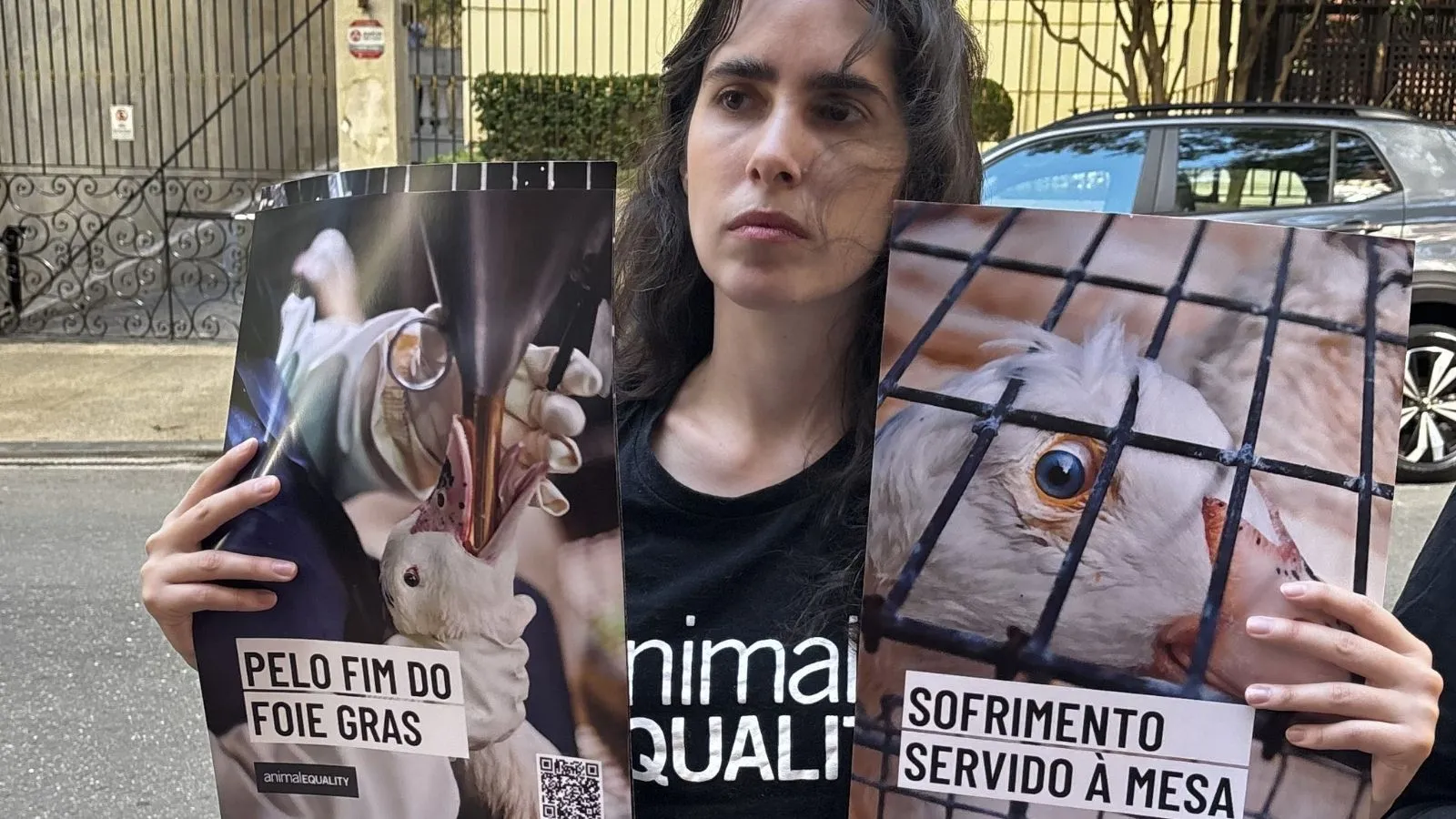 Relatório de Impacto do 1º trimestre 2026 15 Isadora em manifestação pelo fim do foie gras